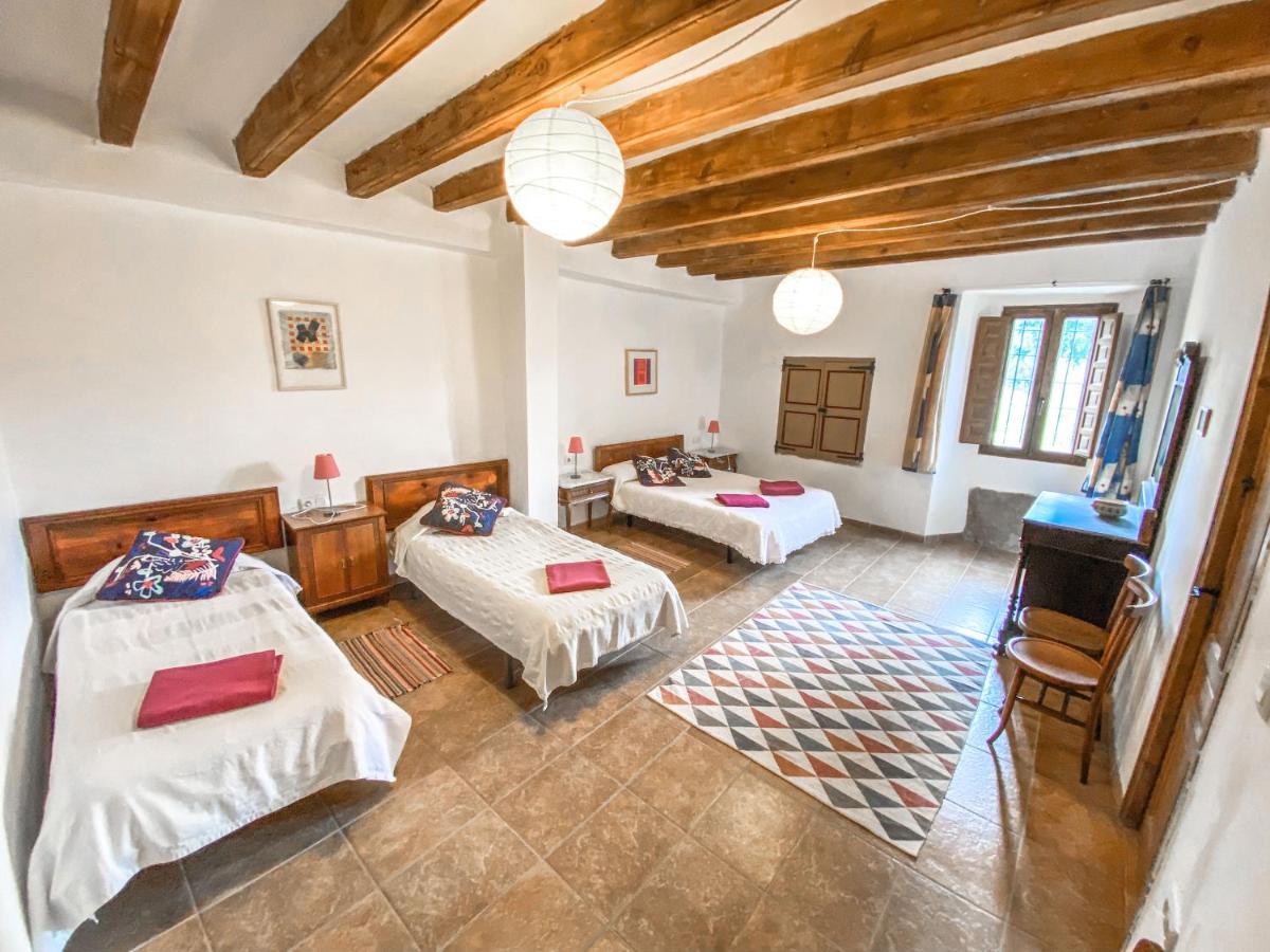 Casa Rural Sant Petrus De Madrona Pinell de Solsones Екстериор снимка
