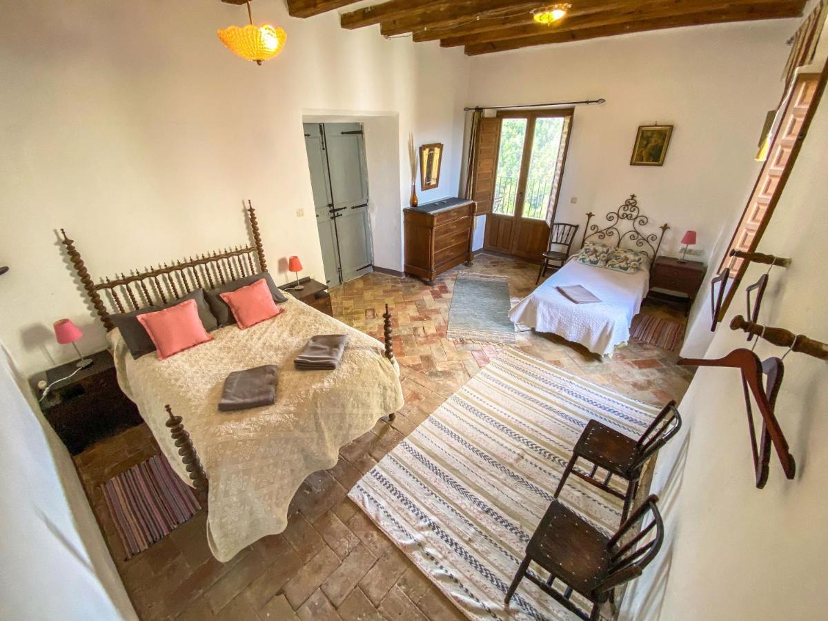 Casa Rural Sant Petrus De Madrona Pinell de Solsones Екстериор снимка