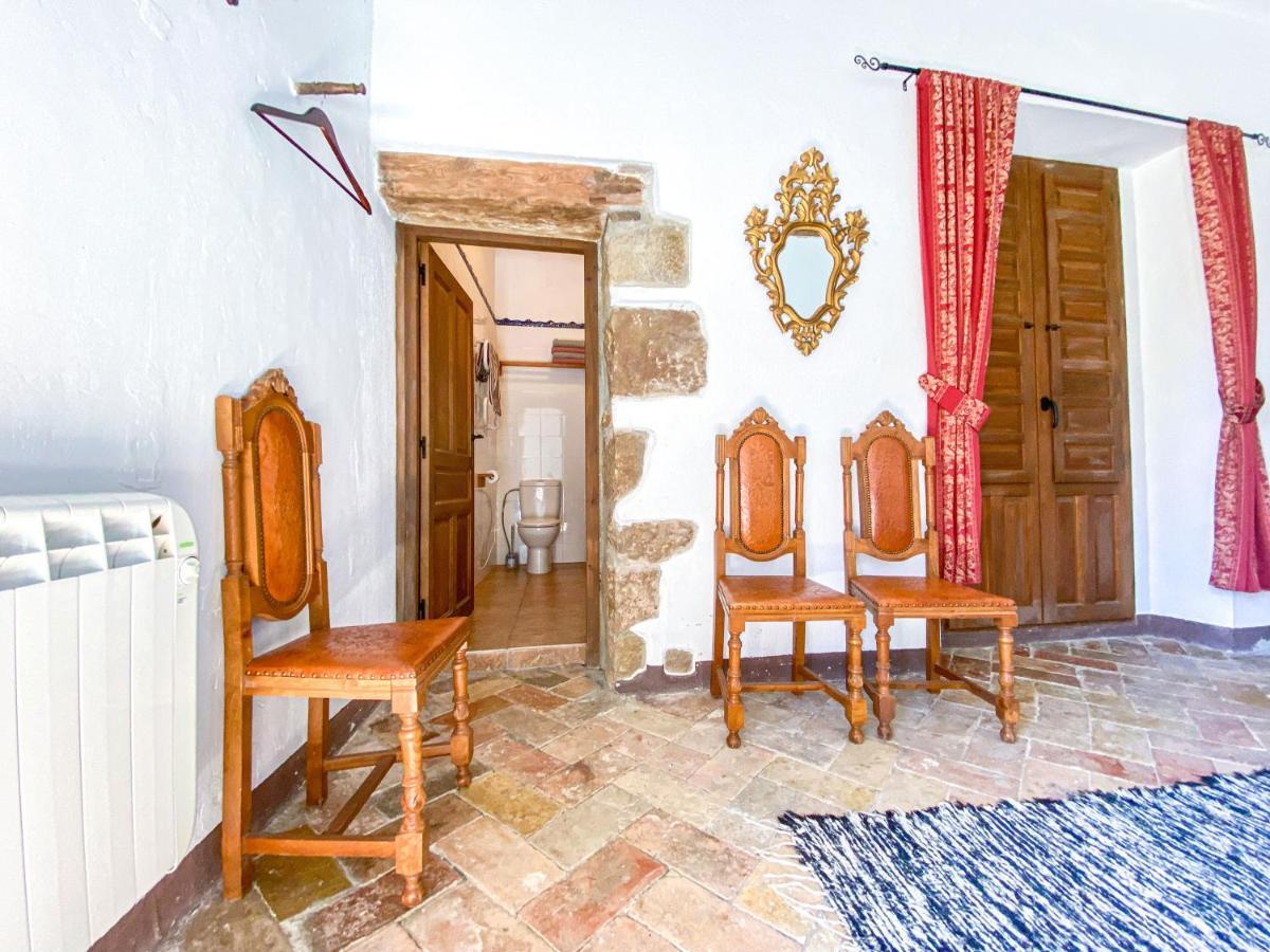 Casa Rural Sant Petrus De Madrona Hotel Pinell de Solsones Екстериор снимка