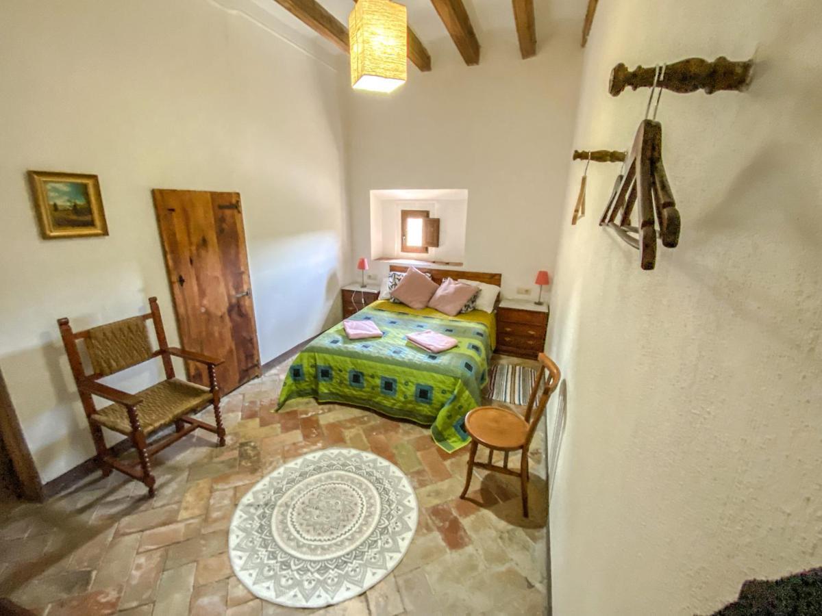 Casa Rural Sant Petrus De Madrona Hotel Pinell de Solsones Екстериор снимка