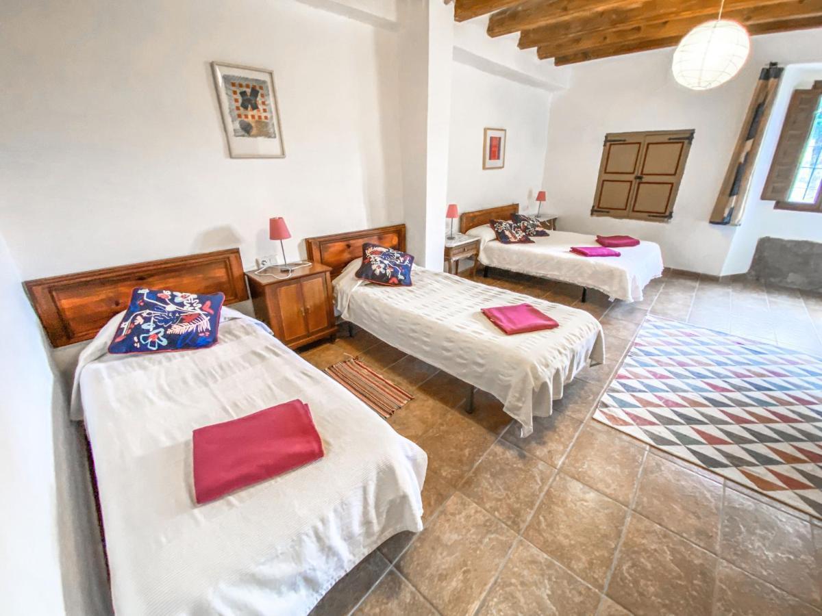Casa Rural Sant Petrus De Madrona Pinell de Solsones Екстериор снимка