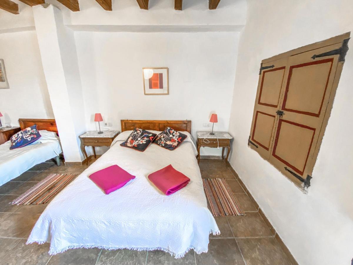 Casa Rural Sant Petrus De Madrona Pinell de Solsones Екстериор снимка